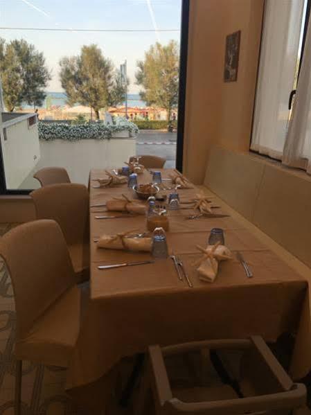 Hotel Ancore Senigallia Extérieur photo